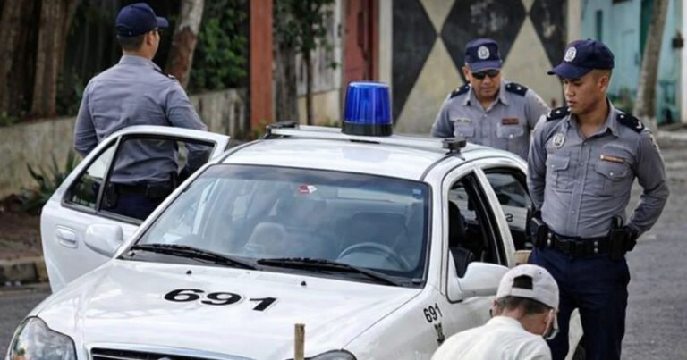 Más de mil casos de censura y hostigamiento marcaron 2025 en Cuba