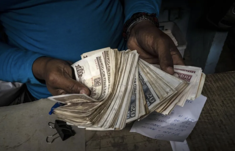 ÚLTIMA HORA: el dólar supera los 600 pesos