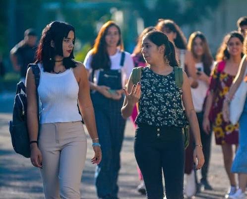 Estudiantes cubanos: sin fe en el futuro