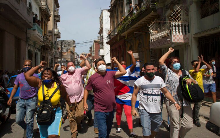 EL 11J DEL 2021: el día en que el pueblo cubano fue su propio líder